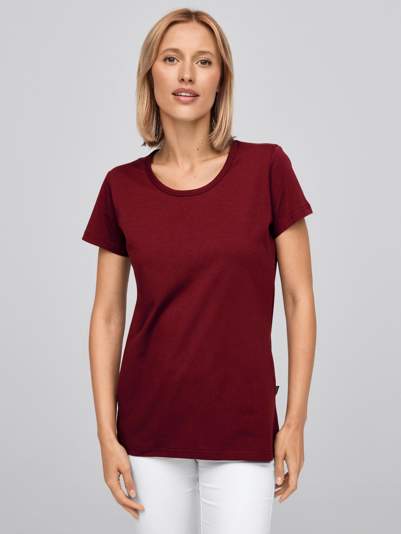 Damen T-Shirt CORIA mit längerer Rückenpartie